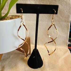 Dangle Drop Earrings Gold Tone Twisted Spiral Fashion‎ Jewelry